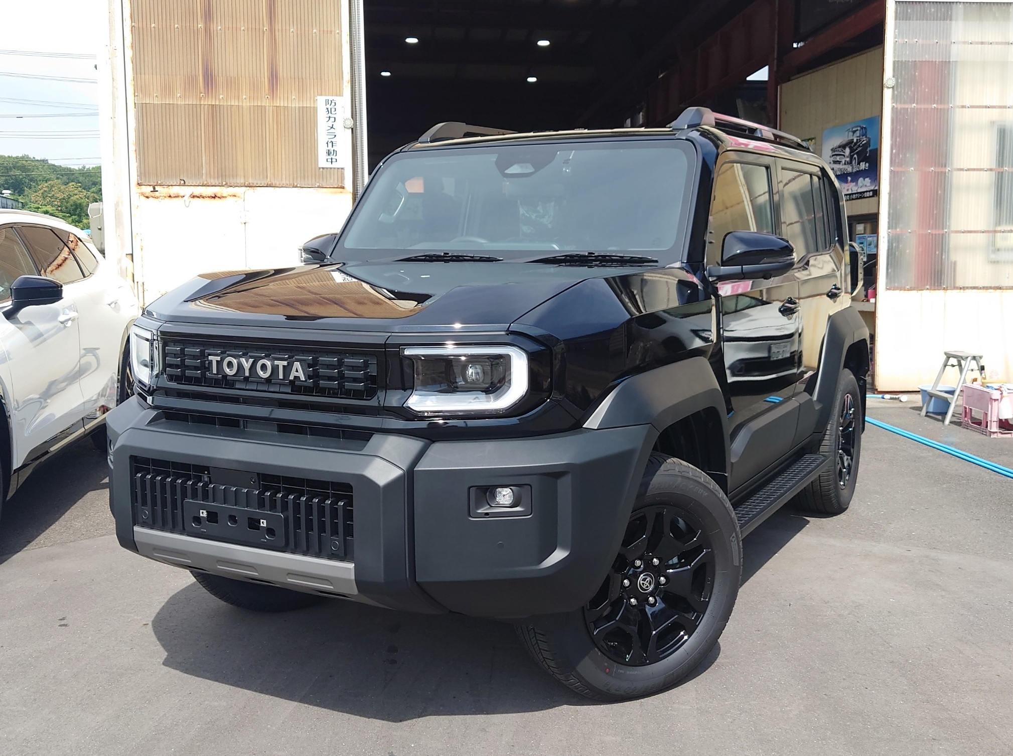 新型ランドクルーザー　ＦＪ　ボディーコーティング